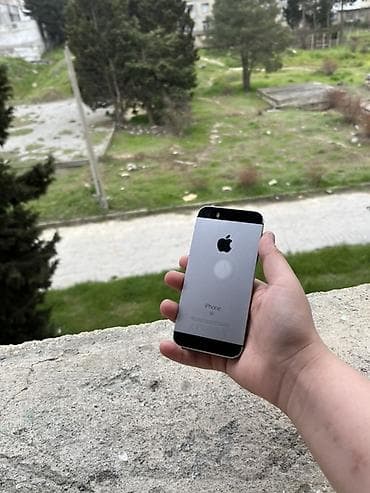 ayfon 4 s: IPhone 5s, 32 GB, Gümüşü, Barmaq izi — 5