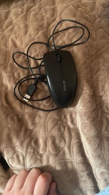 ноутбук 4070: HP noutbuk dəsti - Marka/model: HP (14-15.6" sinif korpus, qara rəng) — 4