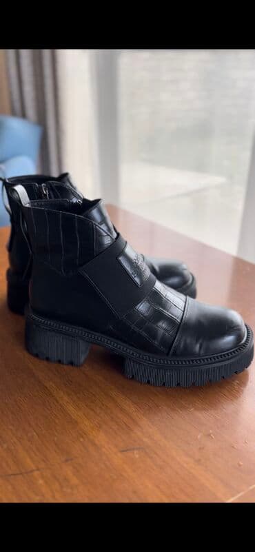 qiz ucun botlar: Ölçü: 39, İşlənmiş — 4