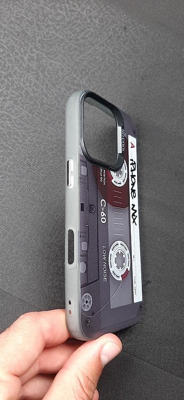 telefon kabrolar: Ipone 16 pro 1 hefde iwlenib ideal veziyyetde — 2