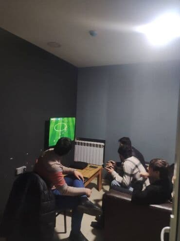 xirdalan yeni tikili binalar: Gənclik metrosuna yaxin yerləşən Plestesn ümumi sahəsi 100 kv,m olan — 12