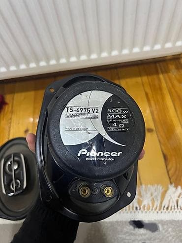 GPS naviqatorlar: 6ədəd original pioner kalonkalar satılır.Hamısı işlək vəziyyətdədir — 3