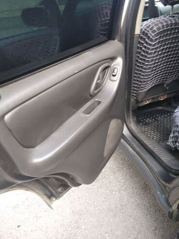 mazda: Mazda Tribute: 2.3 l | 2004 il Ofrouder/SUV — 9