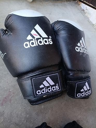 WKF təsdiqli karate baş qoruyucusu - Rəng: ağ - Material: yastıqlı — 2