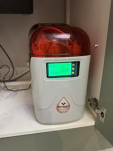 Plitələr və bişirmə panelləri: Bompani su təmizləmə sistemi - Alt şkafda quraşdırıla bilən kompakt — 1