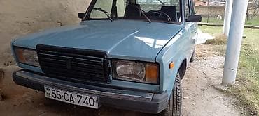 VAZ 2107 sedan – açıq mavi rəng. Xüsusiyyətlər: - Kuzov: 4 qapılı