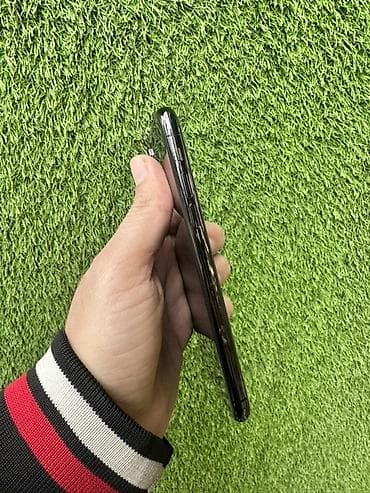 iphone x ekran sekilleri: IPhone X, 64 GB, Space Gray — 6