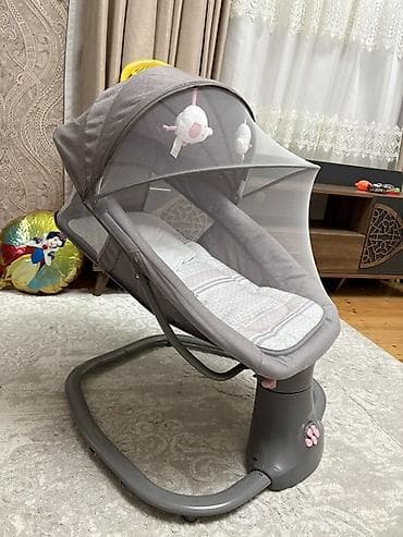 şkaflar ucuz: Oğlan və qız üçün, Beşik, Matras ilə, Yellənmə mexanizm ilə — 3