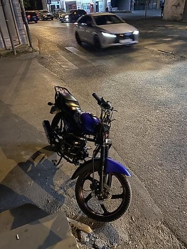 ural maşın: Moped / kiçik motosiklet – mavi rəng - Model işarəsi: M50 (gövdə — 2