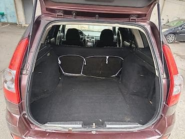 volkswagen golf 4: LADA Priora Universal – praktik və geniş ailə maşını - Kuzov — 6