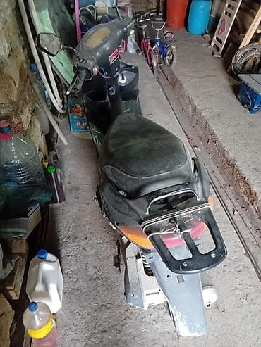 hyundai r220lc 9s: Moon brand — 3