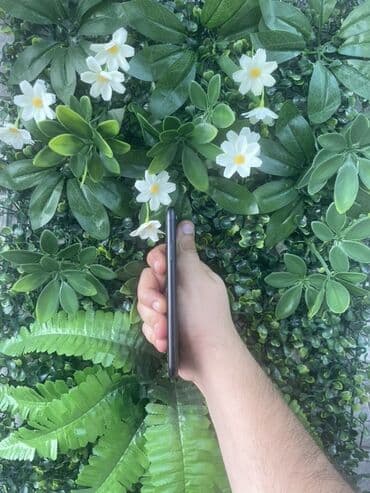 iphone xr 64 gb qiymeti: IPhone Xr, 64 GB, Qara, Face ID, Zəmanət — 3