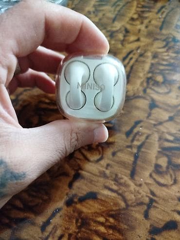mi qulaqciqlar: İşlənmiş Simsiz (Bluetooth) Qulaqcıqlar, rəng - Ağ — 1