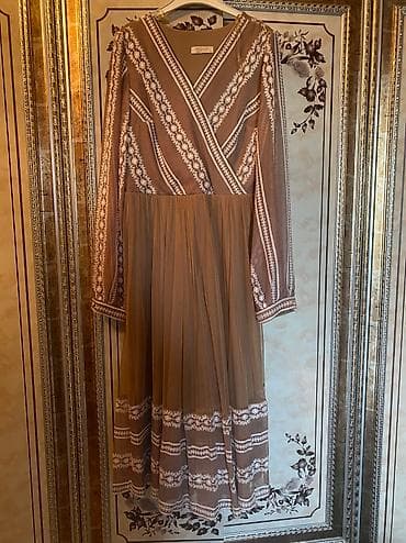 Glamour mağazasından alınıb 1defe geyinmişem hec bir deffekti yoxdur