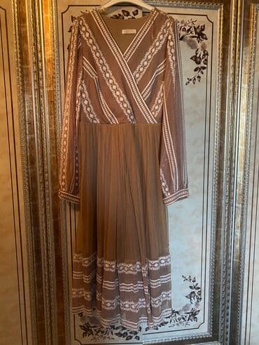 Plaşlar: Glamour mağazasından alınıb 1defe geyinmişem hec bir deffekti yoxdur — 1