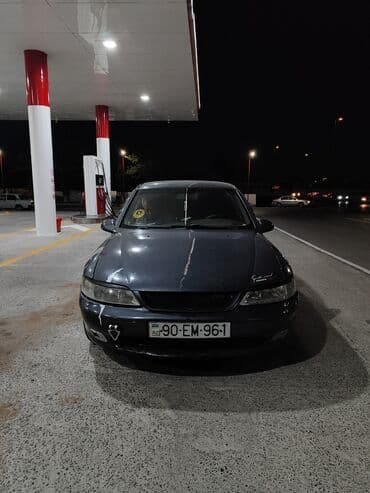 опель зафира а: Opel Vectra: 1.8 l | 1996 il 407307 km Sedan — 6