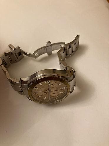 bil: Victorinox Swiss Army kişi qol saatı - Brend/model: Victorinox Swiss — 5