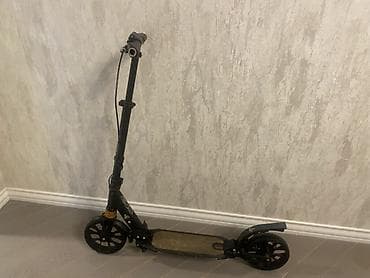 Şəhərdaxili hərəkət üçün rahat skuter - Mexaniki (elektriksiz) şəhər