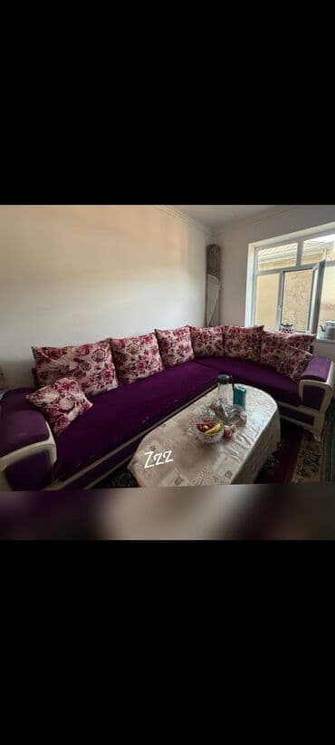 divanlar işlenmiş: Künc divan, Açılmayan, Bazasız, Parça — 1