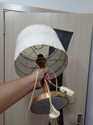 Stol üstü lampa sovetin