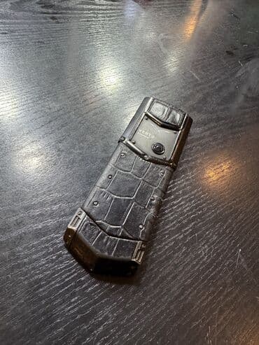 nokia 8910 i: Vertu Signature Touch, 4 GB, rəng - Qara — 2