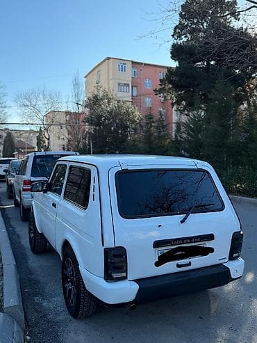 ВАЗ (ЛАДА): ВАЗ (ЛАДА) 4x4 Нива: 1.7 л | 2015 г. 187000 км Внедорожник — 6