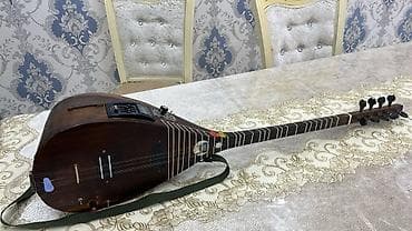 Elektron saz – piezo və maqnit pikaplı, preamplifikatörlü model