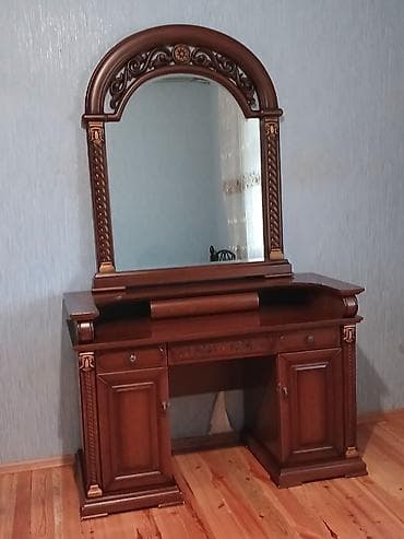 Полки: Двуспальная кровать, Б/у — 3