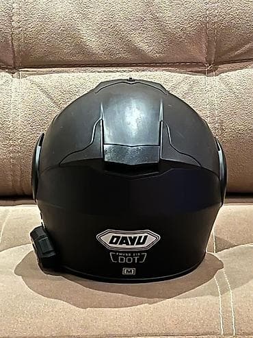 moto kaskı: Transformers dayu.Vizoru qara.Interkomsuz satilir.M razmer — 4