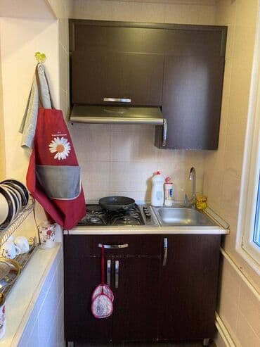 qubada aylıq kirayə evlər: Binəqədi rayonu,9 mkr,2 otaqlı təmirli,əşyalı mənzil kirayə verilir.Bu — 3