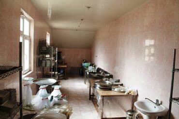 киоск в аренду: Suraxanı rayonu ərazisində 10 SOTUN İÇƏRİSİNDƏ, 800 kvm sahasi, 3 — 3