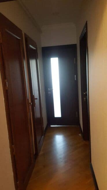 podmayak mənzillər: Yasamalda Ats iran klinikasına yaxın 5 mertebeli binanın 4-cü — 5