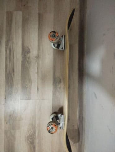 купить скейт круизер: Skateboard (taxta gövdə, tam komplekt) 50 azn yox 35 1 hefte işlenib — 2