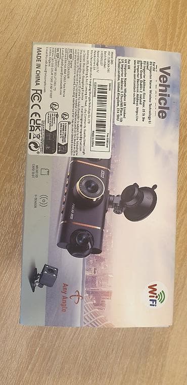 video reqistrator: Avtomobil DVR/videoqeydiyyatçı Xüsusiyyətlər: - Üç kameralı quruluş — 3