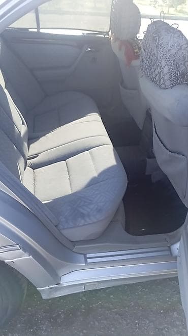 Mercedes-Benz 220: 0.2 l | 1994 il Ofrouder/SUV — 5