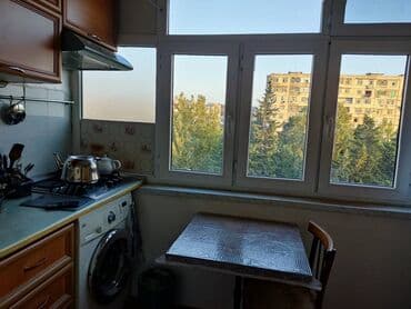 2 otaqlı mənzil vasitəçisiz: Bakı, 2 otaqlı, Köhnə tikili, m. Xalqlar Dostluğu, 39 kv. m — 8