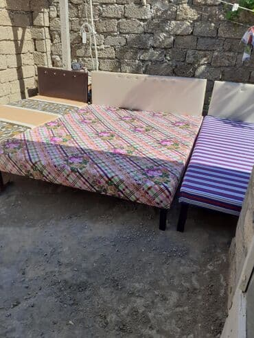 tek kravat gence: Kravat
Taza hazırı var — 1