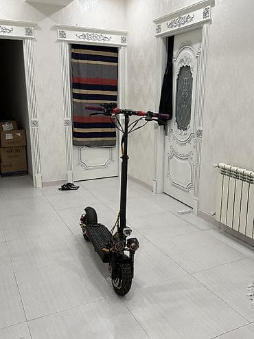 Elektrik skuter – güclü işıqlandırma və tam asqı sistemi — 10