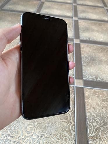 macbook pro 2.el: IPhone 11 Pro, 64 GB, Space Gray, Face ID — 3