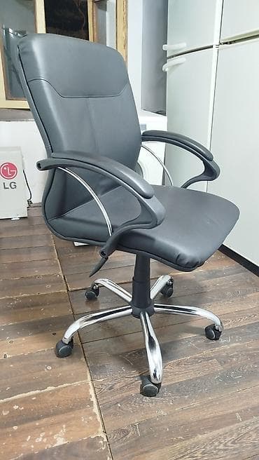 elif mebel: İşlənmiş, Təkərli, Qolları tənzimlənmir, Süni dəri — 2