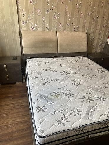 tumbocka: Yataq dəsti - İkinefərlik çarpayı: yumşaq bej rəngli, yastıqlı — 3
