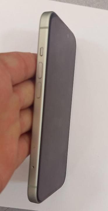 IPhone 15, 128 GB, Yaşıl, Face ID, Simsiz şarj
