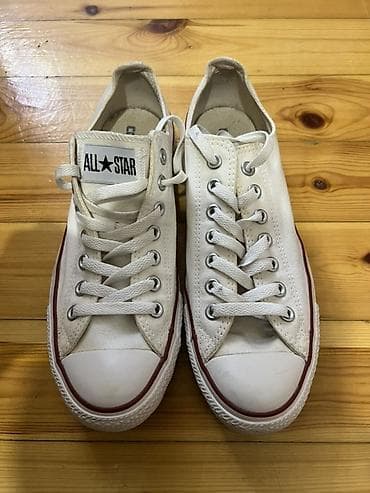 Кроссовки и спортивная обувь: Цвет - Белый, Б/у — 2