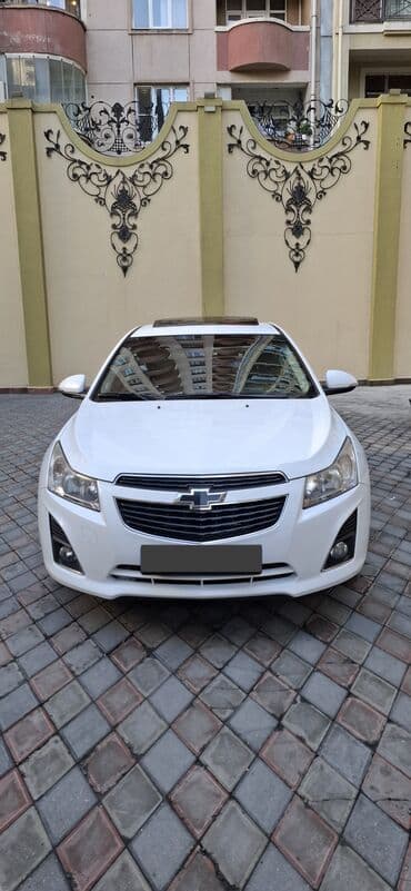 Avtomobil alışı: Chevrolet Cruze: 1.8 l | 2014 il 267000 km Sedan — 2