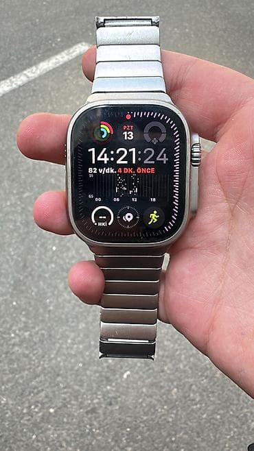 Unvan razin Apple whatch ultura 2 titanyum yaddaş 64 GB Pil 95 % ideal