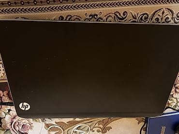 HP Pavilion dv7 seriyalı noutbuk - Ekran: təxminən 17.3" geniş ekran