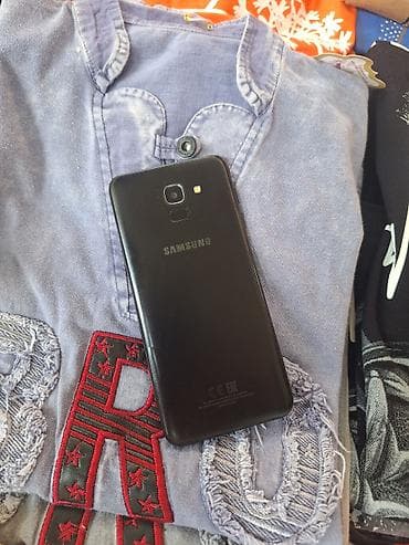 iphone xs max ucuz: Samsung Galaxy J6, 32 GB, rəng - Qara, İki sim kartlı — 2