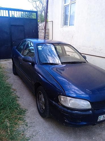 Opel Omega: 2 l | 1997 il 278998 km Sedan — 3