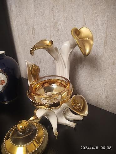 italyan qızılı: Italiya istehsalı boyuk,Kala leçekli Kanfetniçsa.Tam təzə.155 manat — 7