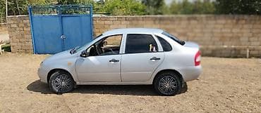mersedes 2 4: VAZ (LADA) Priora: 1.6 l | 2008 il Sedan — 3